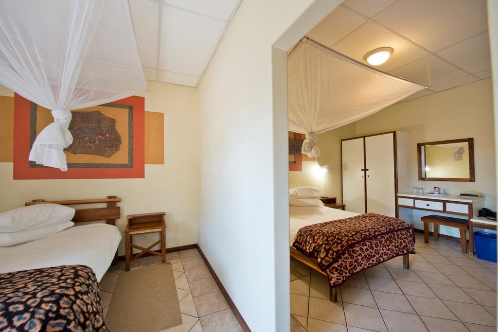 Oshakati Country Hotel Habitación foto