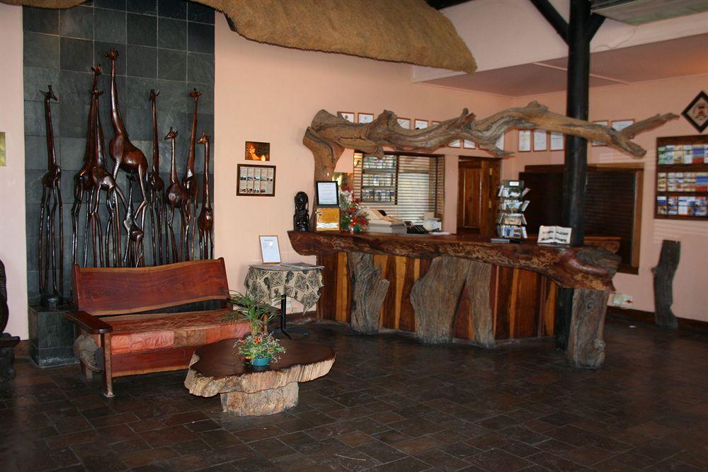 Oshakati Country Hotel Exterior foto